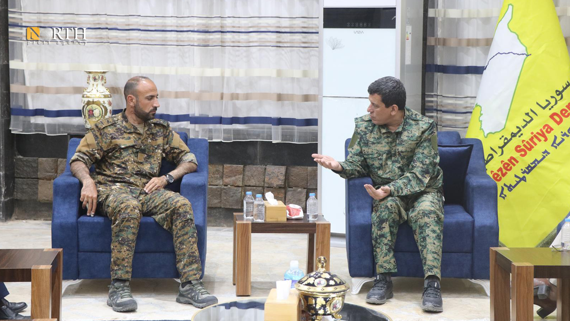 SDF - Syrian Democratic Forces Commander-in-Chief, Mazloum Abdi con Marwan Badal