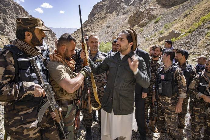 Ahmad Massoud è un politico a capo della resistenza del Panjshir anti-talebana