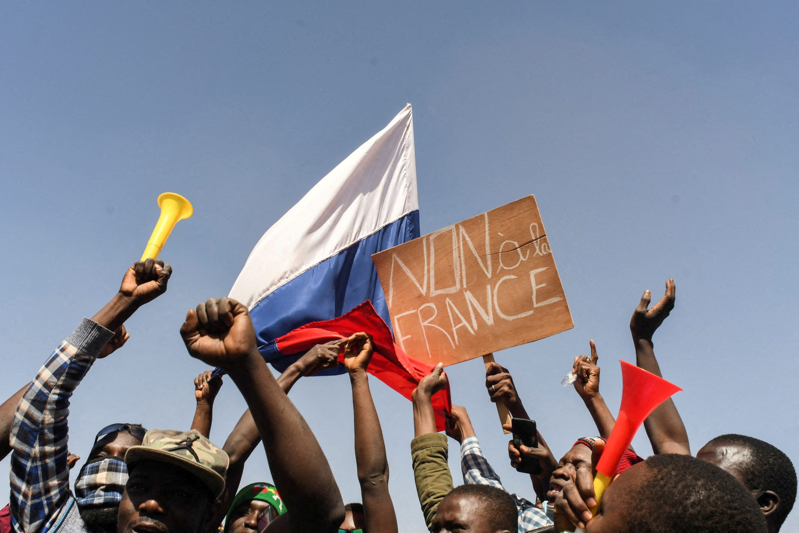 Burkina Faso: secondo colpo di Stato in otto mesi. Proteste contro la Francia nella capitale