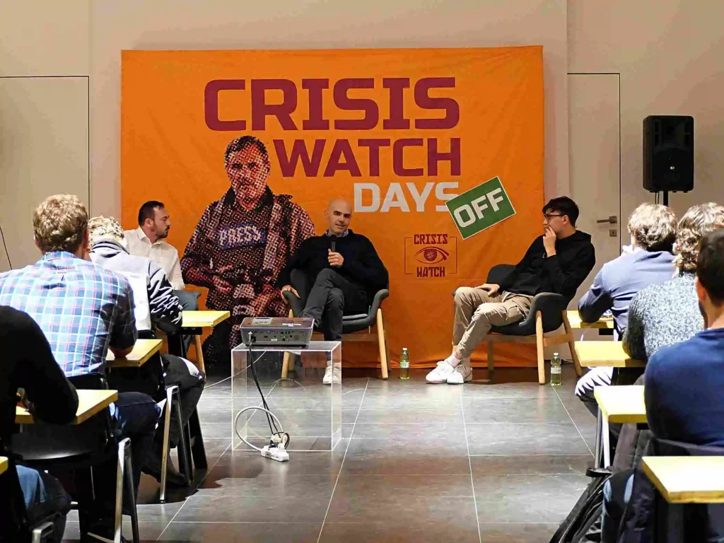Il direttore della rivista "Domino" Dario Fabbri intervistato da Crisis Watch