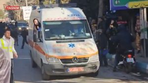 Una delle ambulanze arrivate sul luogo dell'esplosione